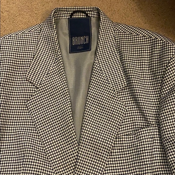 Other - Brunch men houndstooth 42S w/ shoulder pads. 2/$50